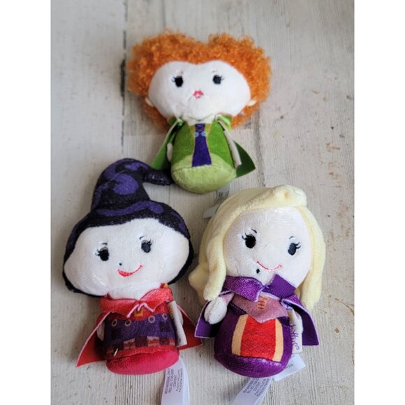 Hallmark itty bitty Hocus pocus sisters Halloween plush set decor - Picture 1 of 6